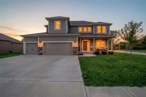 10838 N Bristol Ave, Kansas City, MO 64156
