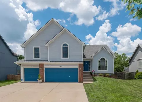 8812 N Cosby Ave, Kansas City, MO 64154