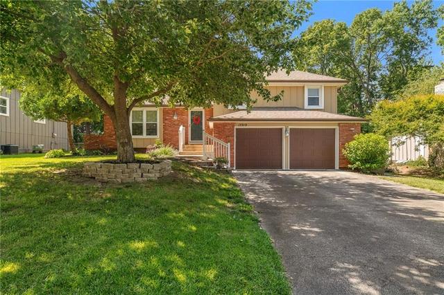 12919 W 100th St, Lenexa, KS 66215