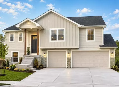 515 Skyview Ln, Liberty, MO 64068
