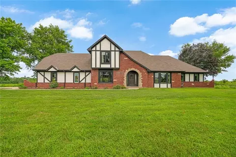 24400 E Orient Cemetery Rd, Harrisonville, MO 64701