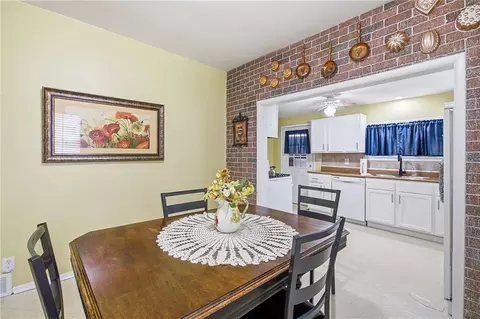 Dining - 309 E Kansas Ave, Independence, MO 64050 photo 3 of 4
