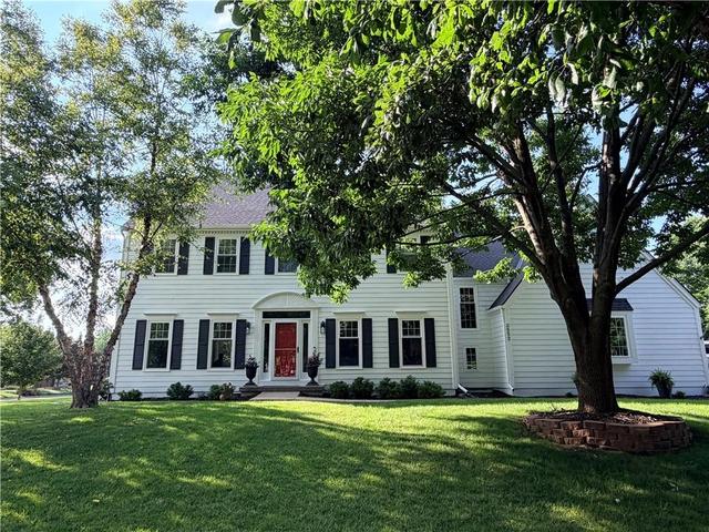 3552 W 129th Ter, Leawood, KS 66209