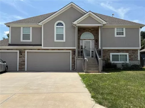 11331 Yecker Ave, Kansas City, KS 66109