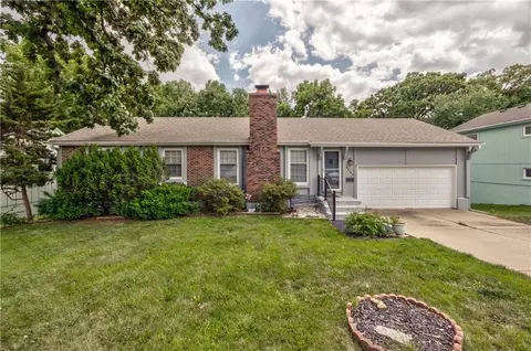10101 W 67 St, Shawnee, KS 66203