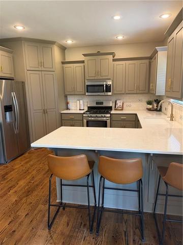 6011 NW 92nd Ter, Kansas City, MO 64154