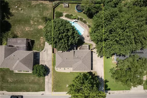 View/Area - 404 S Sunset Ln, Raymore, MO 64083 photo 1 of 4