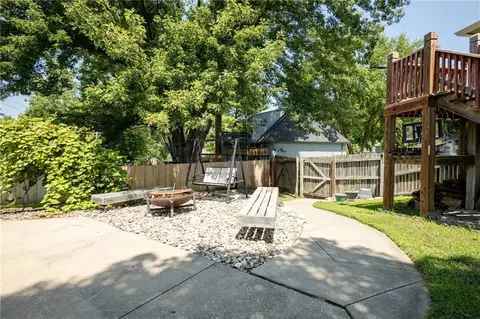 Exterior - 404 S Sunset Ln, Raymore, MO 64083 photo 9 of 21