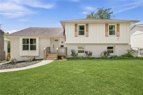 8908 Evanston Ave, Kansas City, MO 64138