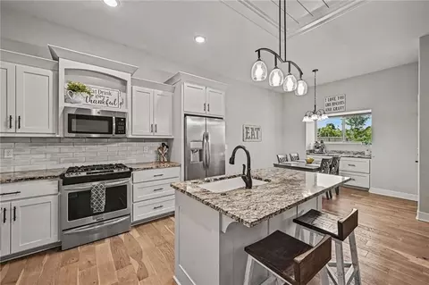 Kitchen - 8578 SW 208th St, Trimble, MO 64492 photo 3 of 3