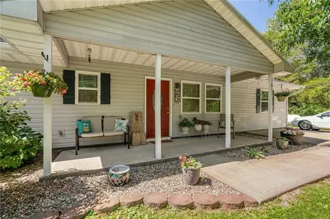 Exterior - 15562 E Kaw Rapids Rd, Nevada, MO 64772 photo 5 of 14