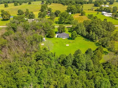 View/Area - 15562 E Kaw Rapids Rd, Nevada, MO 64772 photo 6 of 10