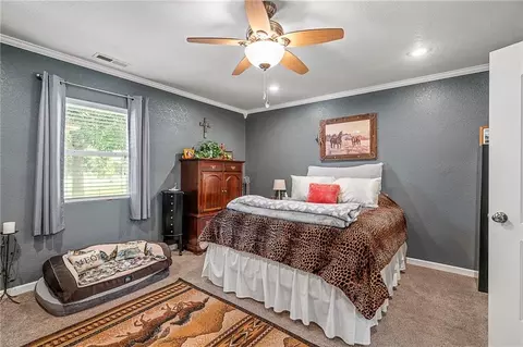 Bedroom - 15562 E Kaw Rapids Rd, Nevada, MO 64772 photo 1 of 4