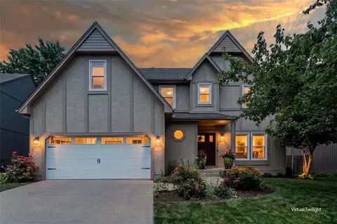 11208 W 117th St, Overland Park, KS 66210