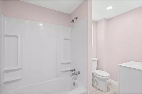 Bath - 611 N Spring St, Independence, MO 64050 photo 3 of 4