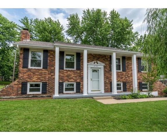 6704 E 129th St, Grandview, MO 64030