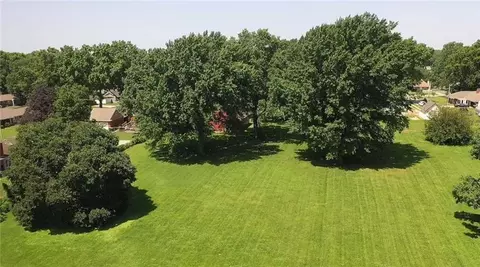 4508 S Crysler Ave, Independence, MO 64055 photo 2