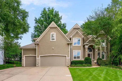 13407 W 72nd St, Shawnee, KS 66216