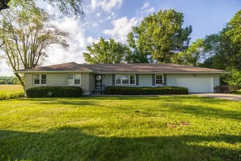 Exterior - 4900 E 187th St, Belton, MO 64012 photo 4 of 18