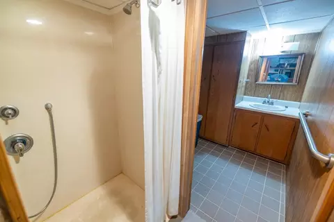 Bath - 4900 E 187th St, Belton, MO 64012 photo 4 of 4