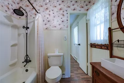 Bath - 29460 Huse St, Warsaw, MO 65355 photo 2 of 3