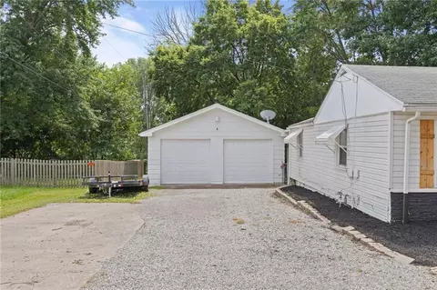 Exterior - 3003 E 171st St, Belton, MO 64012 photo 8 of 8