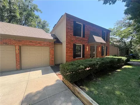 Exterior - 8009 Hallet St, Lenexa, KS 66215 photo 9 of 12