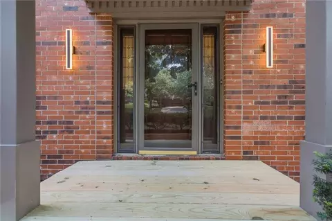 Exterior - 8009 Hallet St, Lenexa, KS 66215 photo 8 of 12