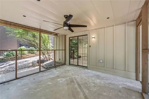 Exterior - 8009 Hallet St, Lenexa, KS 66215 photo 3 of 12