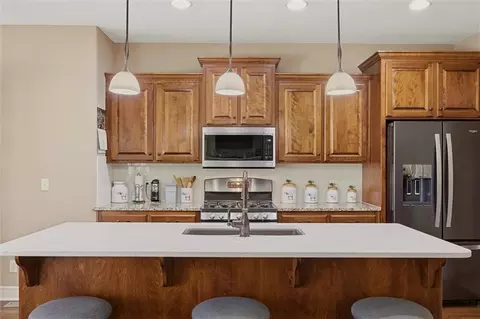 311 Crestview Ct, Raymore, MO 64083 photo 9