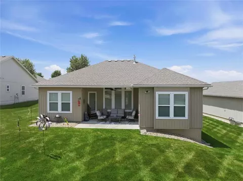 311 Crestview Ct, Raymore, MO 64083 photo 29
