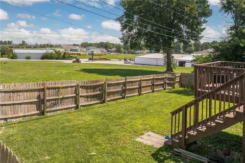 Exterior - 714 Harris Ln, Cameron, MO 64429 photo 3 of 3