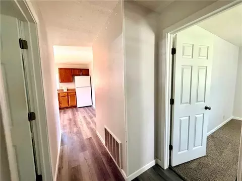 Entry Way - 1402 W Walnut St, Nevada, MO 64772 photo 1 of 1