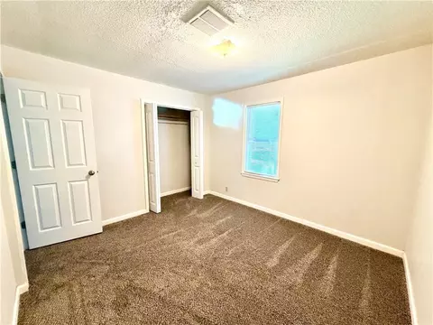 Bedroom - 1402 W Walnut St, Nevada, MO 64772 photo 2 of 5