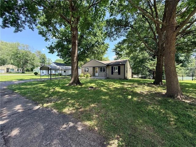 4711 N Kansas Ave, Kansas City, MO 64117