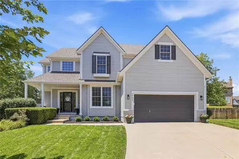 15432 S Alcan St, Olathe, KS 66062