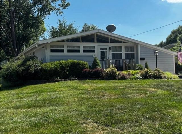 813 W Sheridan St, Olathe, KS 66061