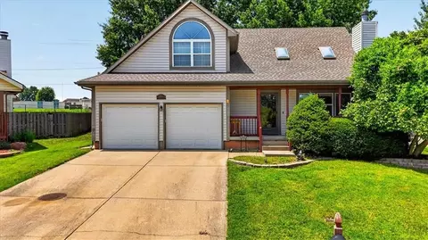 16404 Gudgell Ct, Independence, MO 64055 photo 3