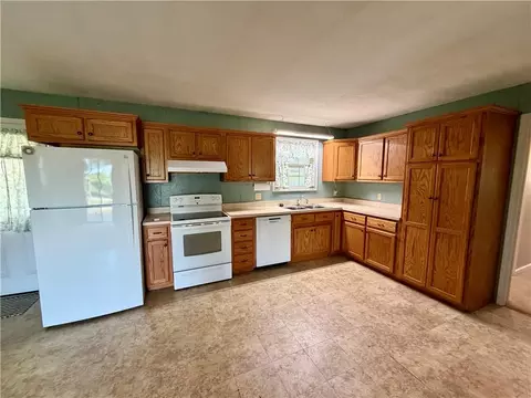 101 N Cherry St, Clearmont, MO 64431 photo 4