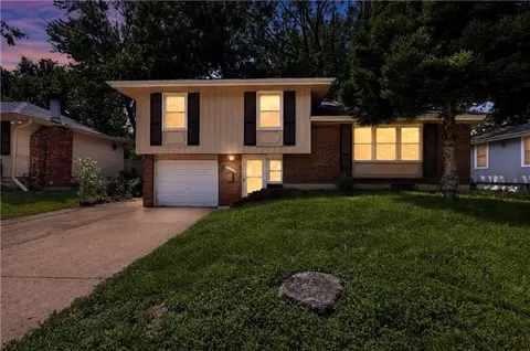 11718 Fuller Ave, Kansas City, MO 64134