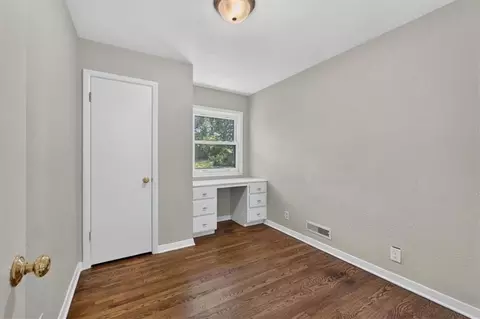 11703 E 39th St, Independence, MO 64052 photo 25