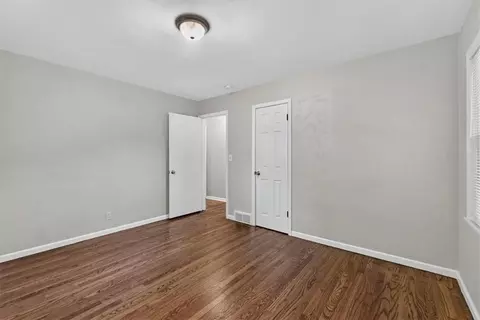 11703 E 39th St, Independence, MO 64052 photo 37