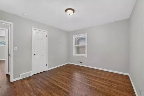 11703 E 39th St, Independence, MO 64052 photo 36