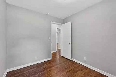 11703 E 39th St, Independence, MO 64052 photo 27
