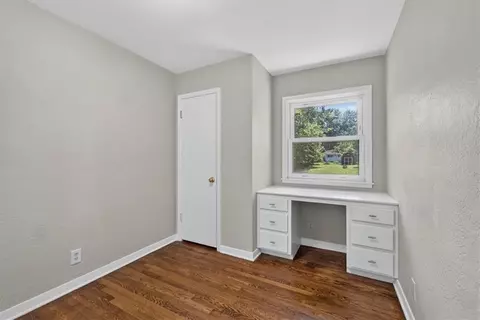 11703 E 39th St, Independence, MO 64052 photo 26