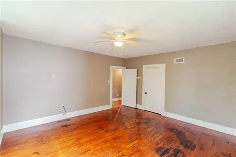 Bedroom - 900 S 5th St, Atchison, KS 66002 photo 8 of 14