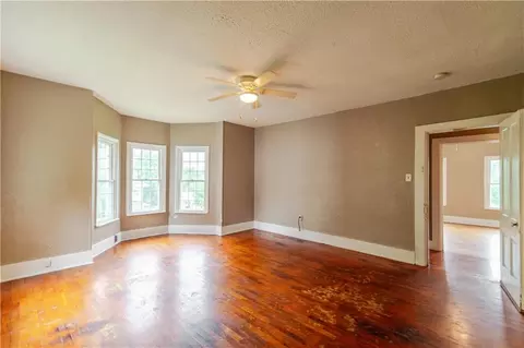 Living - 900 S 5th St, Atchison, KS 66002 photo 8 of 8
