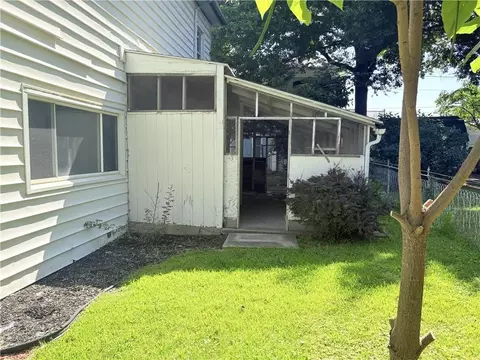 Exterior - 900 S 5th St, Atchison, KS 66002 photo 12 of 14