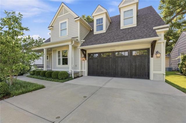 5331 Falmouth Rd, Fairway, KS 66205