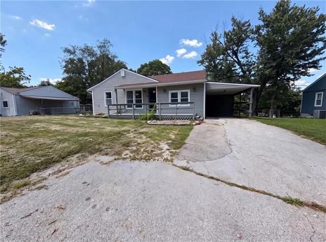 8104 N State Route 9 Hwy, Kansas City, MO 64152